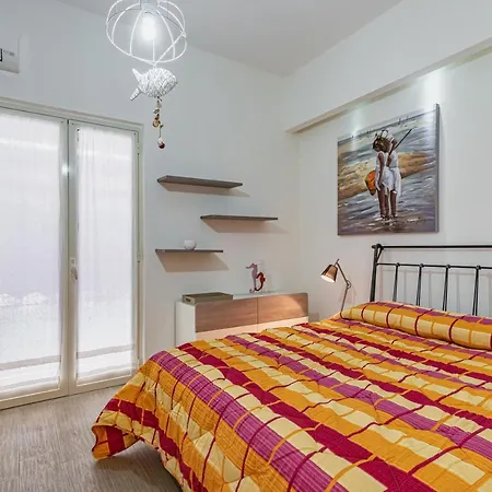 Appartamento Naxos Bay Flat With Terrace 50 Meters From The Sea Giardini Naxos