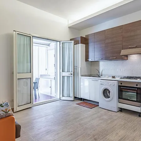 Naxos Bay Flat With Terrace 50 Meters From The Sea