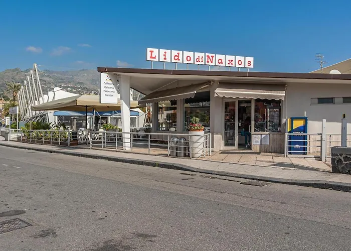 Apartment Guesthost - Naxos Bay Flat With Terrace 50 Meters From The Sea *