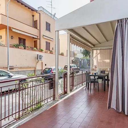 Naxos Bay Flat With Terrace 50 Meters From The Sea * Giardini-Naxos