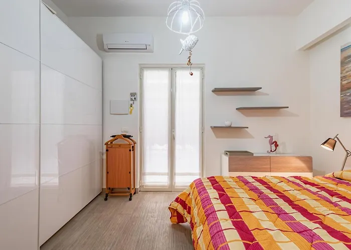 Guesthost - Naxos Bay Flat With Terrace 50 Meters From The Sea アパート