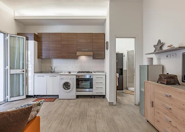 Guesthost - Naxos Bay Flat With Terrace 50 Meters From The Sea *