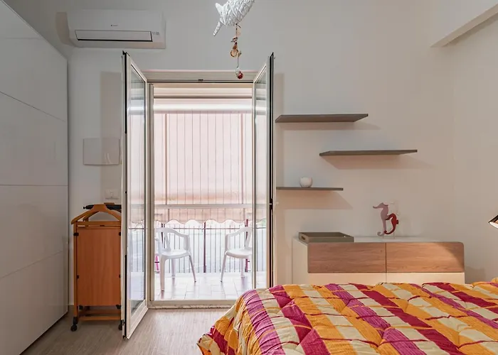 Guesthost - Naxos Bay Flat With Terrace 50 Meters From The Sea アパート